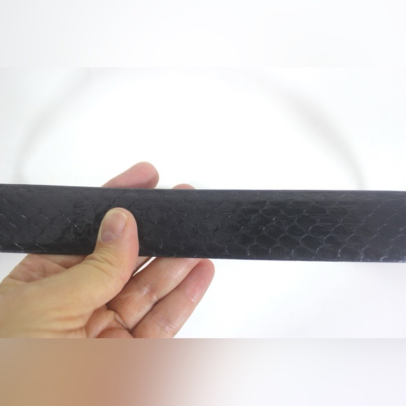 Vintage Black Genuine Snake Skin Reptile Leather Belt with Gold Tone Buckle - Picture 5 of 8